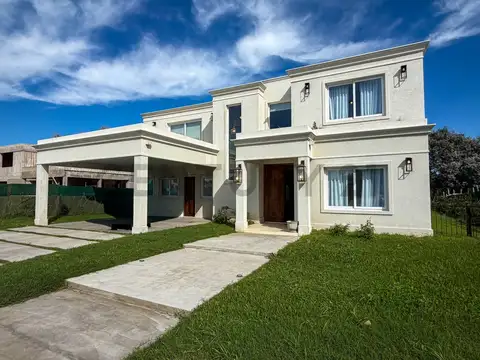 Casa en Venta de 4 dormitorios