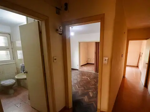 Casa en Alquiler con 1 cochera