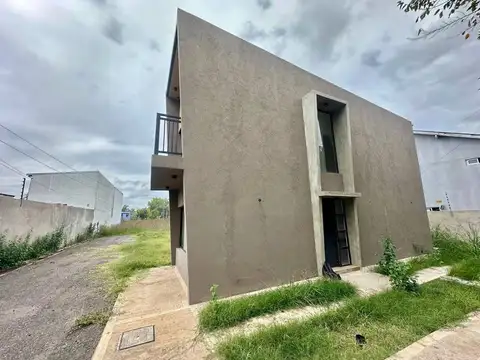 Depto Tipo Casa en Venta de 2 dormitorios