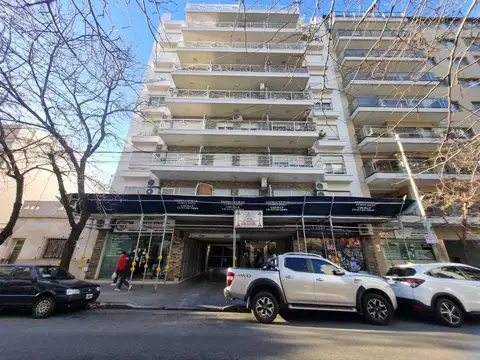 MONOAMBIENTE CON BALCÓN Y COCHERA EN MATADEROS