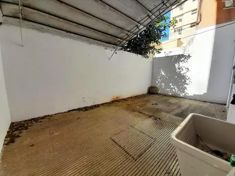 Patio amplio en zona centro, 2 dormitorios en planta baja