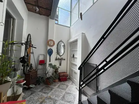 Depto Tipo Casa 4 ambientes con 3 baños