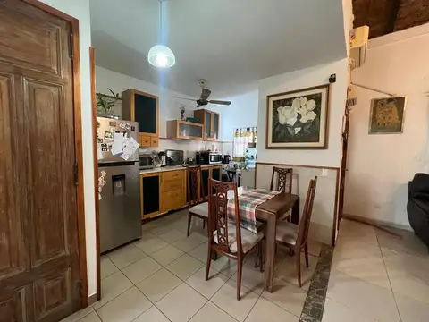 Depto Tipo Casa en Alquiler de 4 ambientes