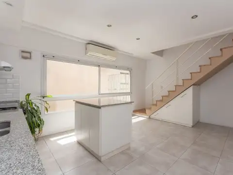 PH venta 3 ambientes con Terraza y cochera Coghlan