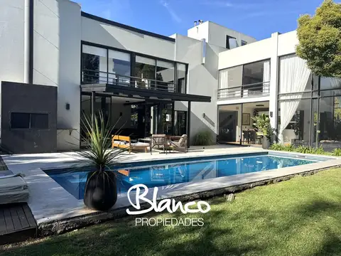 Casa en Venta de 4 dormitorios