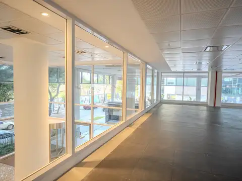 Oficina en Alquiler al Este
