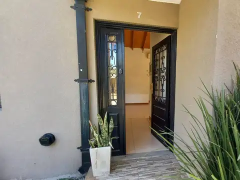 Casa en Alquiler de 3 dormitorios