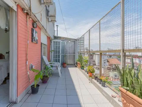 Departamento 5 ambientes con 2 baños