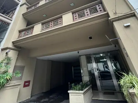 Alquiler Excelente Depto. 3 Ambientes sobre Olazabal 8º piso