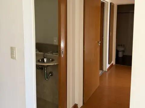 Alquiler Excelente Depto. 3 Ambientes sobre Olazabal 8º piso
