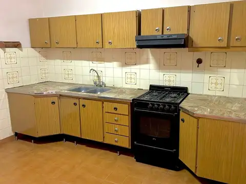 Depto Tipo Casa 4 ambientes con 2 baños