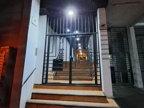 DEPARTAMENTO CON 2 HABITACIONES EN ALQUILER - SAN MARTIN 519