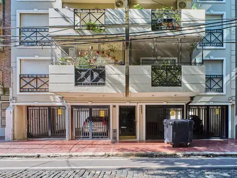 ALQUILER - Departamento 2 Ambientes en Victoria, Balcón y Cochera Cubierta