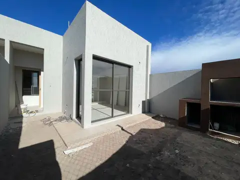 Casa en venta Bº Privado Pinar de Sol IX - Maipu