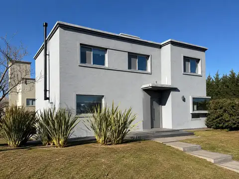 Hermosa casa en Barrio Privado Cruz del Sur | Canning
