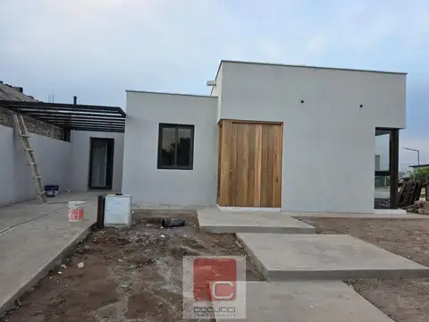 Casa en  VENTA EN BARRIO PRIVADO YRIGOYEN ZONA EL TORREON