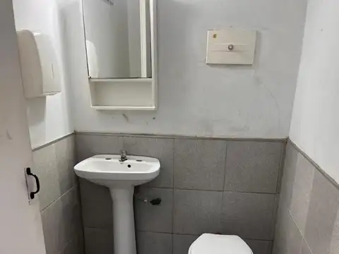 Local comercial en alquiler zona Boedo