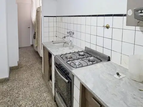 Venta departamento 3 ambientes con cochera en Sarandi