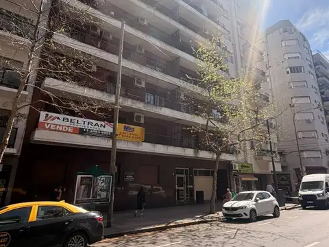 Avenida Montes De Oca 500, Piso 1
