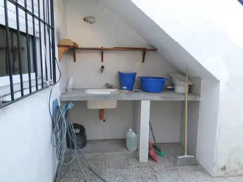 Depto Tipo Casa en Alquiler de 1 dormitorio