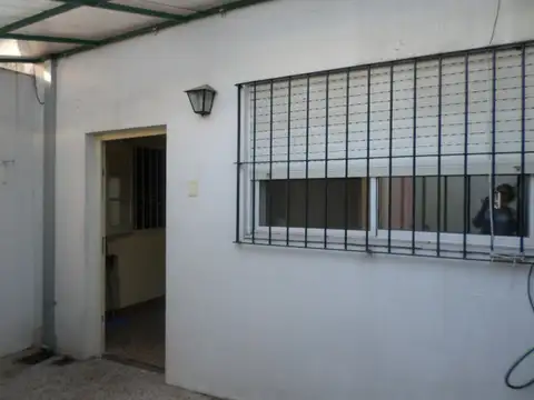 Depto Tipo Casa en Alquiler en Munro, $ 790.000