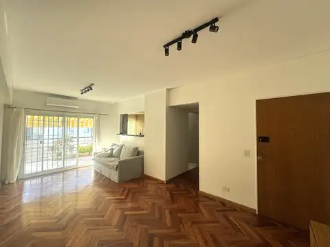 Guayaquil 200, Piso 7