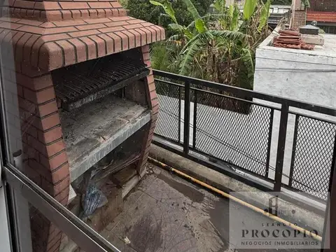Depto Tipo Casa en Venta 35 años