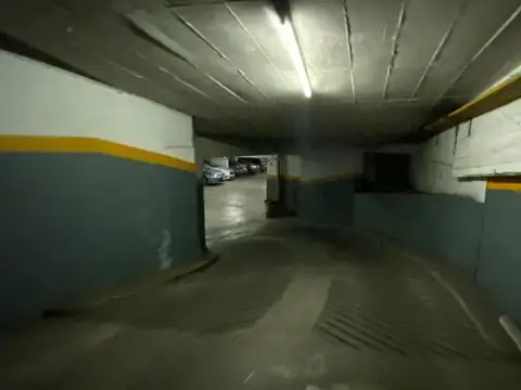 Marcelo T Alvear 1300 Cochera En Venta Cubierta Barrio Norte