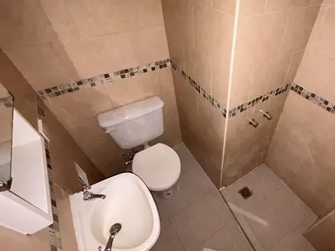 Práctico depto de un dormitorio en Santa Fe y Corrientes.