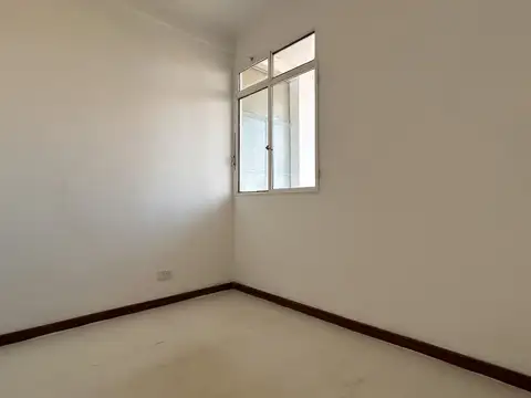 Práctico depto de un dormitorio en Santa Fe y Corrientes.