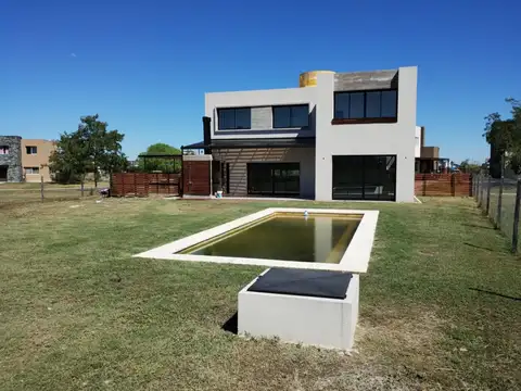 Casa en Venta en San Sebastián, USD 265.000