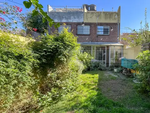 Depto Tipo Casa en Venta 25 años