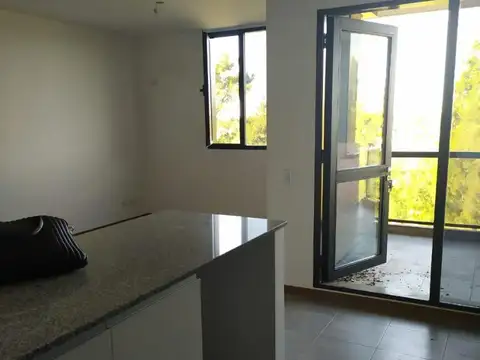 Departamento en Alquiler en Fisherton, $ 820.000