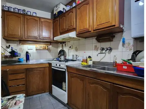 CASA EN VENTA 3 DORMITORIOS COCHERA LAS HERAS