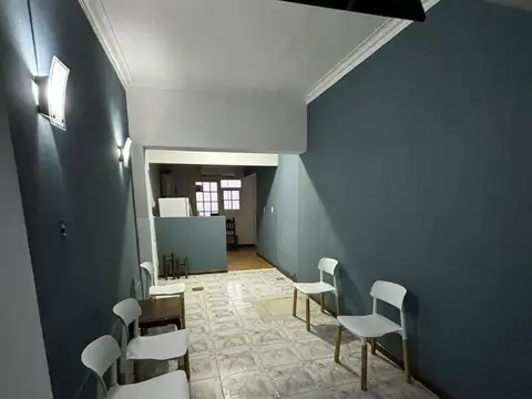 OPENHOUSE vende casa/oficinas, gran oportunidad de inversión en calle Rioja, Ciudad