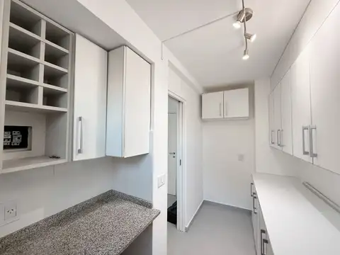 Departamento en Venta en La Lucila, USD 115.000