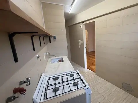 Departamento en Venta en Acassuso Vias  /  Santa Fe, USD 95.000