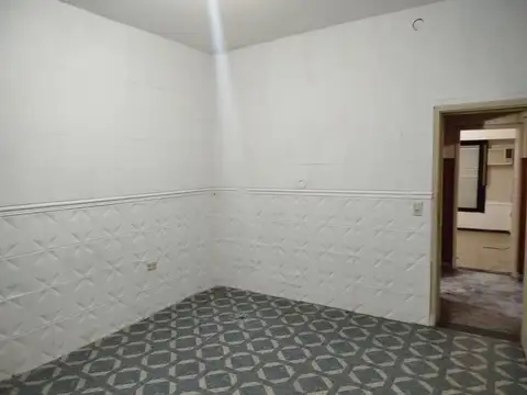 Casa en Alquiler en Villa Ballester, $ 800.000