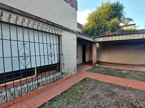 Alquiler Casa 4 ambientes Moron