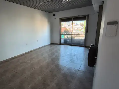 Teodoro Plaza 3800