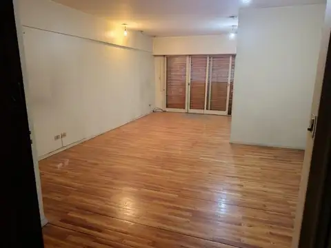 Departamento 5 ambientes con 4 baños