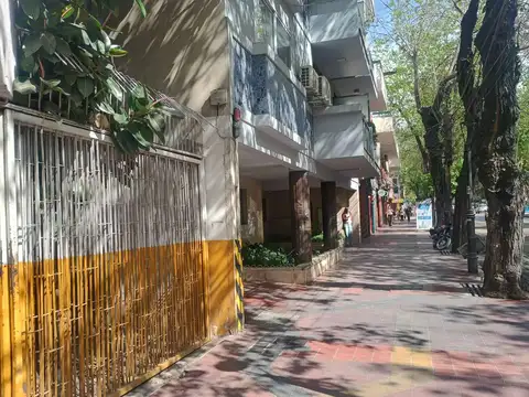 Patricias Mendocinas y Espejo  al 1300