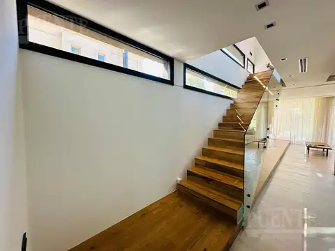 Casa en Alquiler al Noroeste