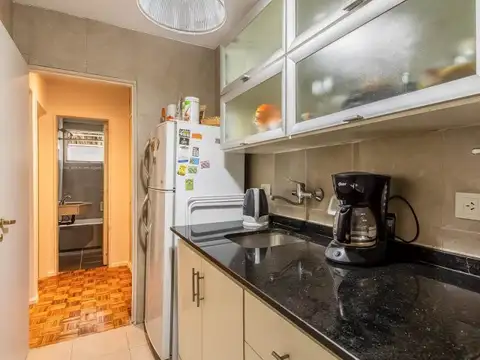 2 ambientes. Contrafrente. Balcon. Apto Credito. Apto Profesional