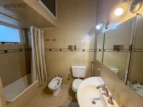 Casa céntrica en alquiler con 3 dormitorios