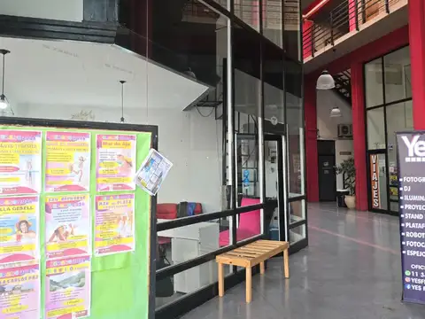 Oficina en Alquiler al Norte