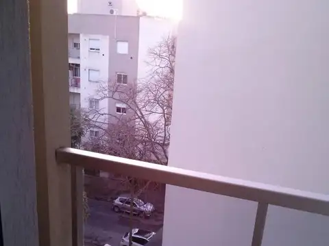 Departamento en Alquiler en La Plata, $ 420.000