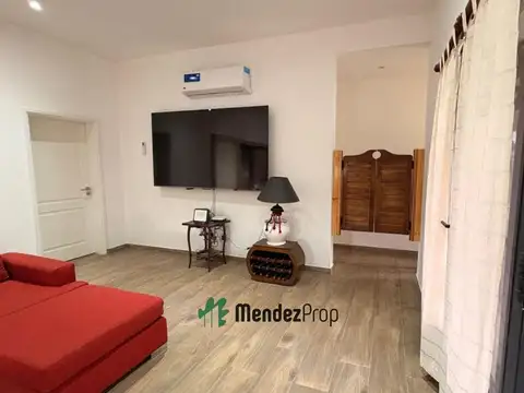 Casa en Venta con 4 cocheras