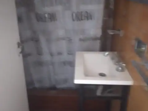 Casa en Alquiler con 1 cochera