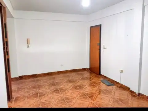 Departamento en Alquiler en Villa Celina, $ 700.000